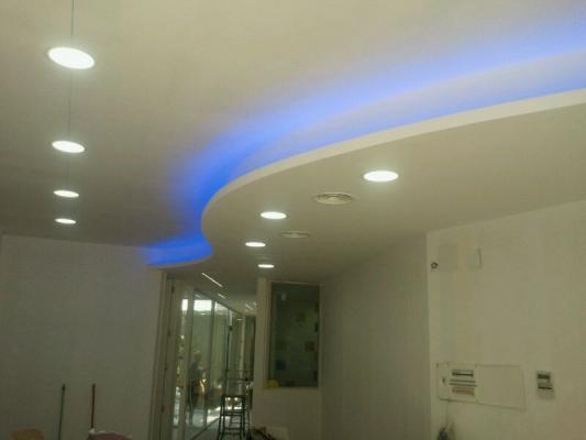 Aplicación de Downlight 18W en la Clínica Veterinaria Natura (Alzira)