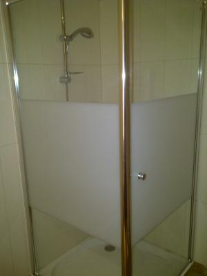 INSTALACION MAMPARA