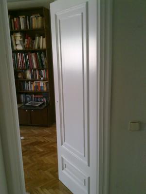 Esmaltado de puerta con moldura