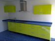 laminado alto brillo pistacho encimera compac azul