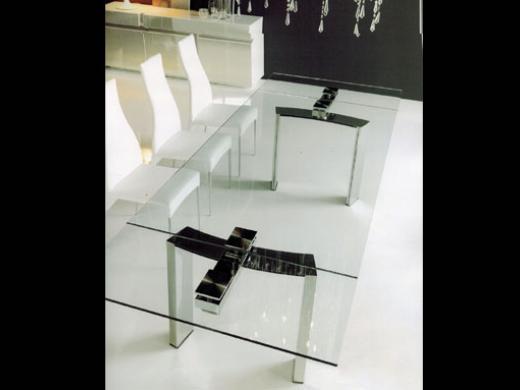 mesa y sillasTRAMO