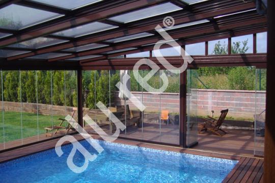 Cerramiento de piscina transparente