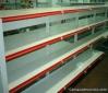 estanteria de comercio
