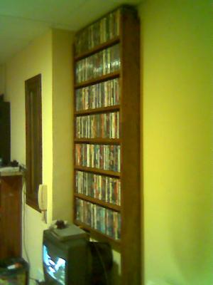 estantería DVD