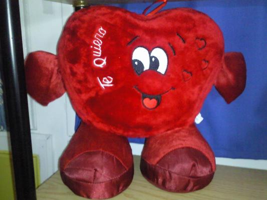corazon peluche