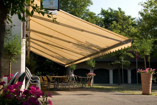 TOLDO MODELO JUMBO