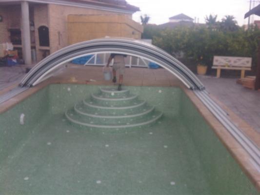 PISCINA CUBIERTA