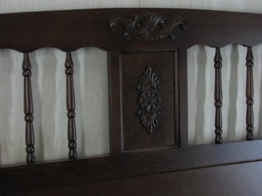 Cabecero de cama tallado