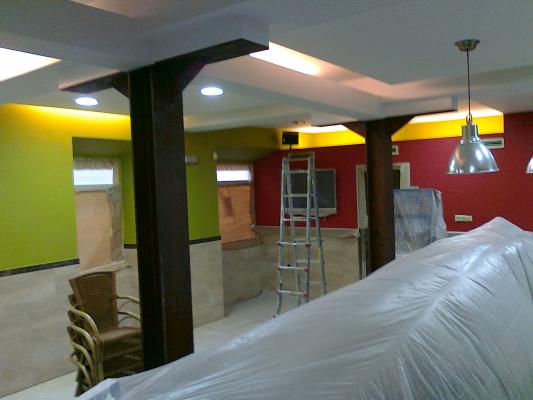 decorado interior de una cafeteria