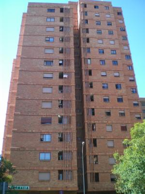 EDIFICIO 50 VIVIENDAS-VALENCIA.