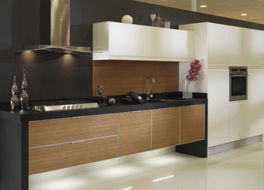 Alta General. Muebles de cocina Yelarsan