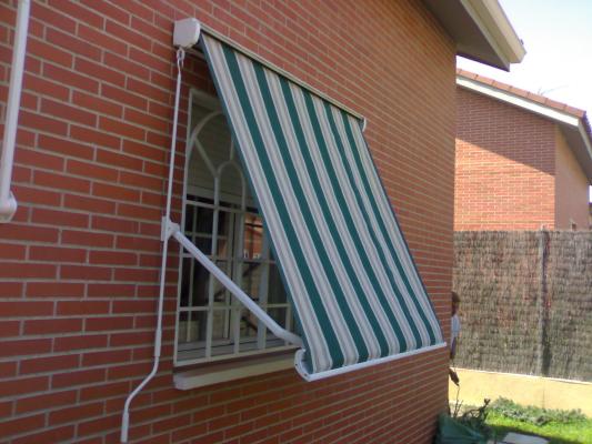 toldo cofre vetanas 1,30 a 1,75 en blanco