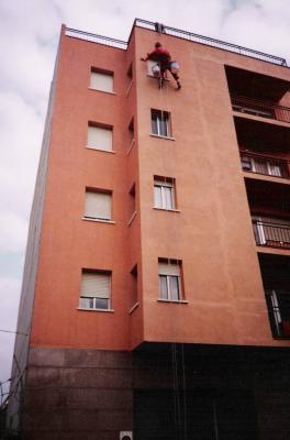 Pintura y Rehabilitación de Fachadas.