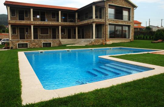 PISCINAS FRAIZ - PISCINA C. RURAL