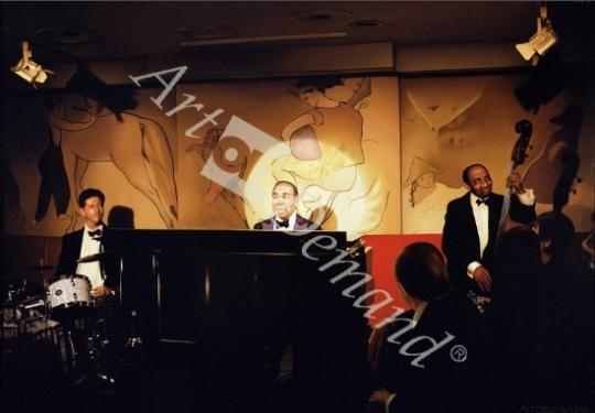 láminas y lienzos de Bobby Short, 1996 (oil on panel)