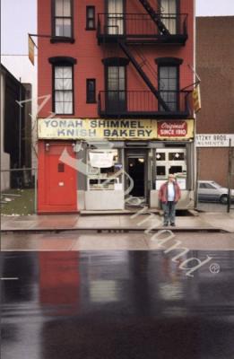 láminas y lienzos de  Yonah Schimmel s Knish Bakery, 1993 (oil on panel)