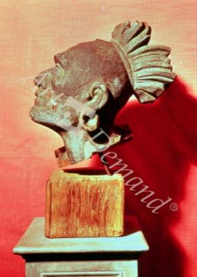 láminas y lienzos de  Head of Squanto (d.1622), an American Indian of the Pawtuxet tribe who became a good friend to the Pilgrims (wood)