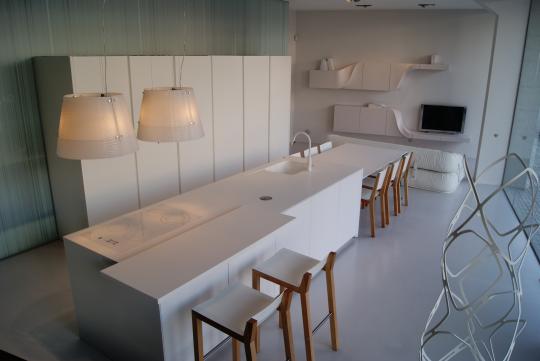 Cocina realizada totalmente en corian