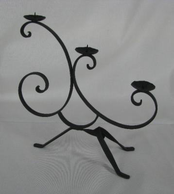 Candelabro modelo 28.
