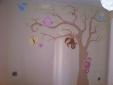 murales pintados de arboles y motivos infantiles