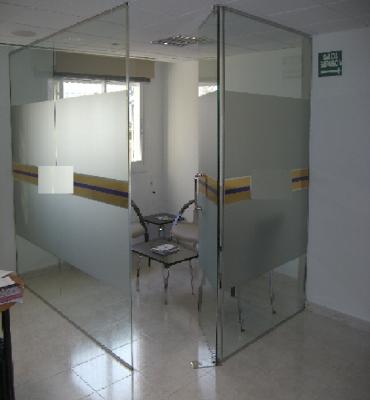 Mampara de oficina