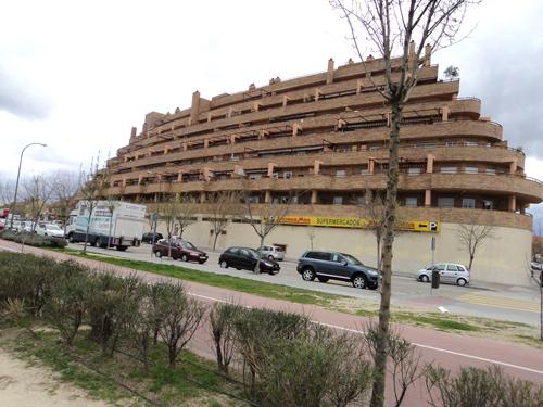 vivienda colectiva en Las Rosas