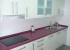 cocina formica blanca y silestone berengena