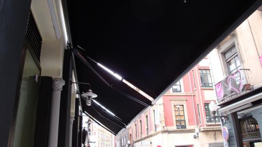 TOLDO MODELO CASABOX
