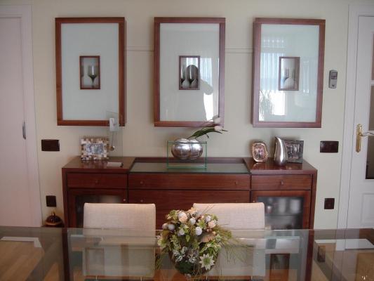 Conjunto de buffet y vitrinas