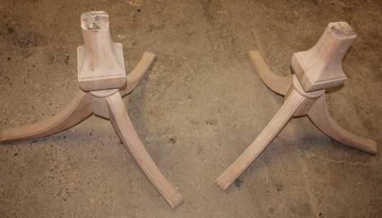 Patas de mesa en proceso de fabricación