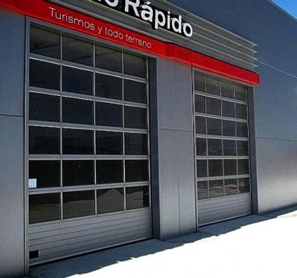 perta seccional acristalada sesamo