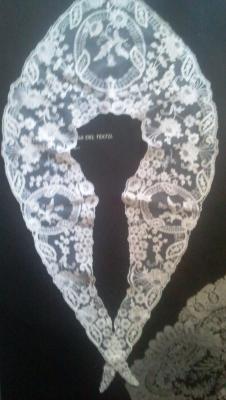 Collar/Peinador 510 ivoire