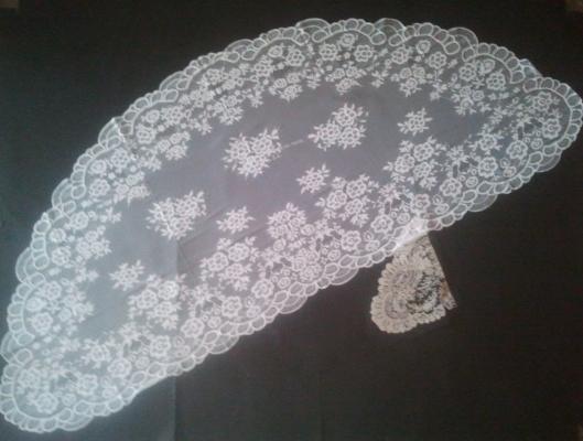 Mantilla 119 media luna Half moon