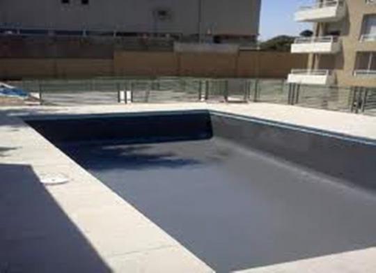 IMPERMEABILIZACION DE PISCINAS CON LAMINA PVC NEGRA
