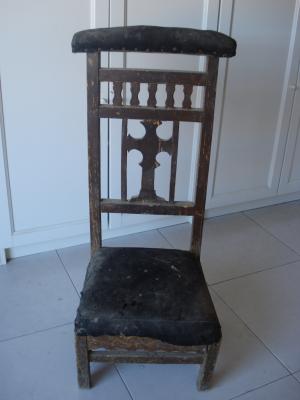 reclinatorio antes de la restauración