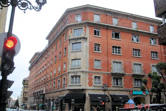 FACHADAS C/ CERVANTES (OVIEDO)