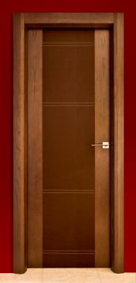 Puertas Dominguez®: Puerta en roble tintado wengué con piel marrón