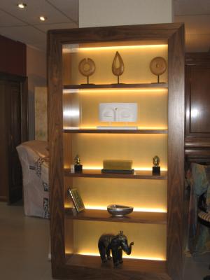 libreria nogal con cristal
