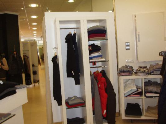 Reforma y montaje tienda de ropa