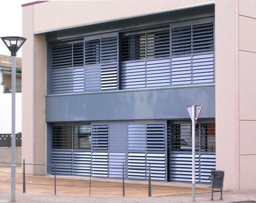 Celosías corredera orientable de fachada de aluminio Angra Mod. Flat