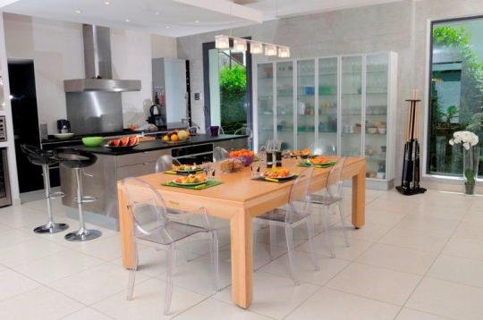 Mesa de comedor convertible en mesa de billar