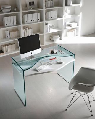 Mesa de ordenador de cristal