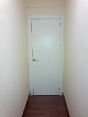 Puerta de paso lacada blanco