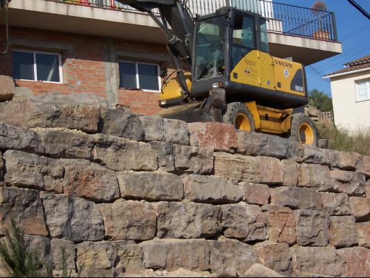 muro sobreelevado