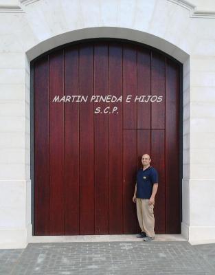 Puerta de entrada en madera de Iroko