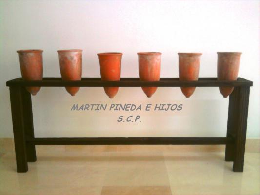 Soporte para anforas en madera de pino envejecido