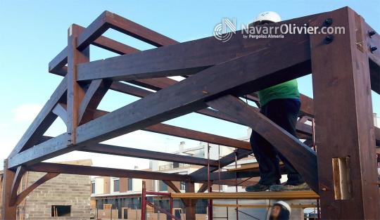 Montaje de estructura de madera