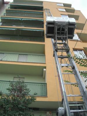 Grua  Mudanzas Tortosa