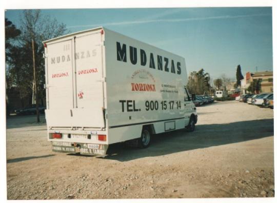 Fotos de camiones de mudanzas