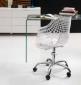 Silla giratoria y ruedas